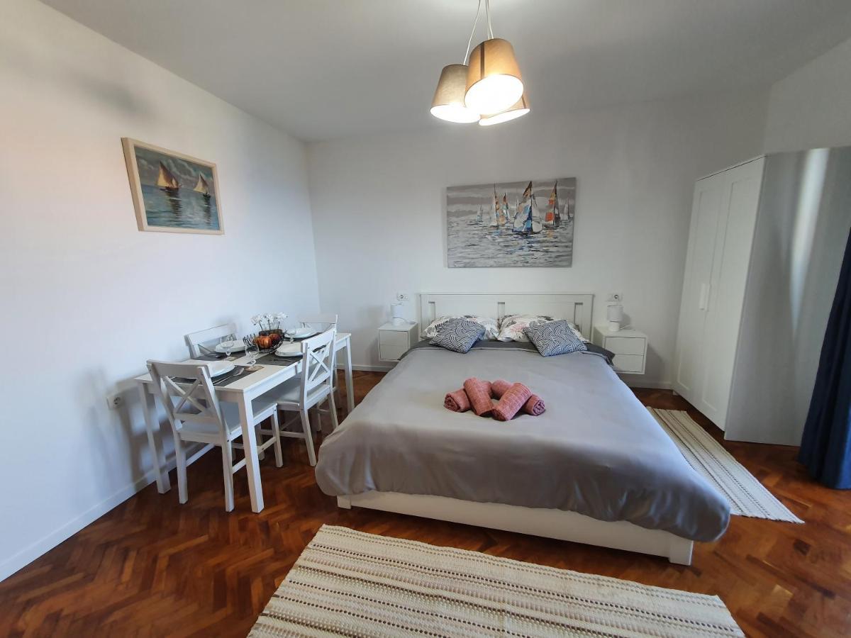 Appartement Studio Apartman Fredi à Opatija Extérieur photo