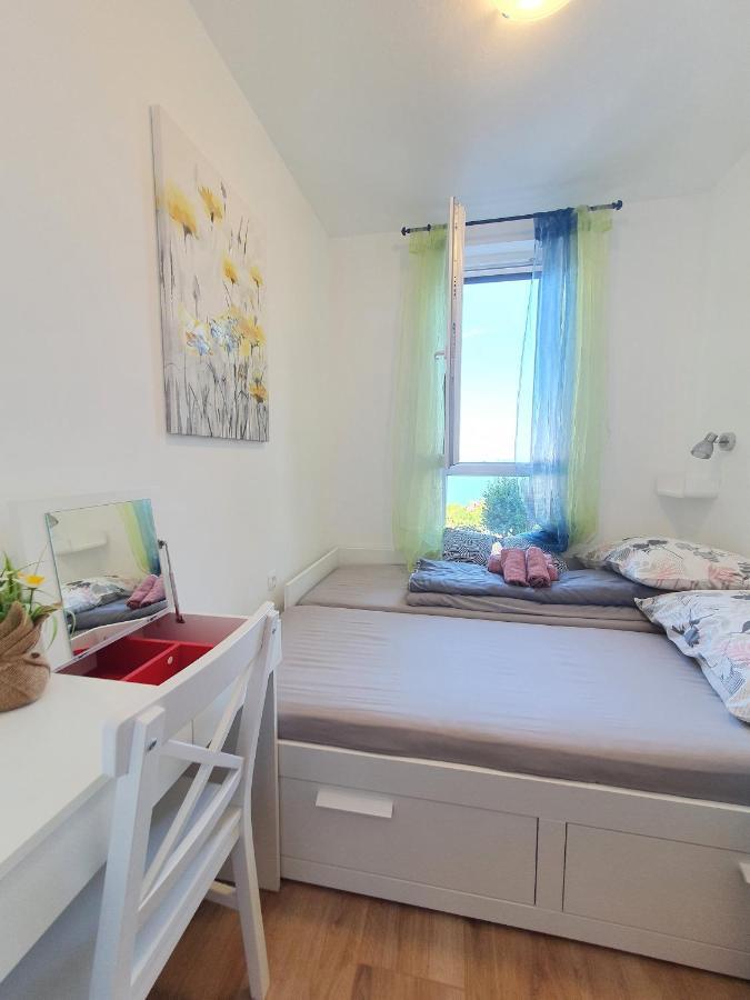 Appartement Studio Apartman Fredi à Opatija Extérieur photo