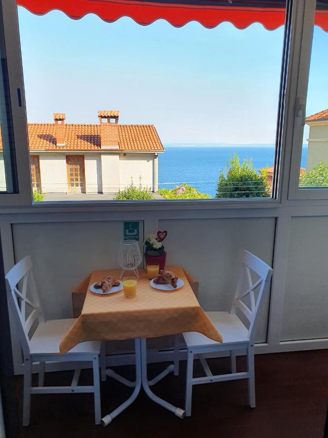 Appartement Studio Apartman Fredi à Opatija Extérieur photo